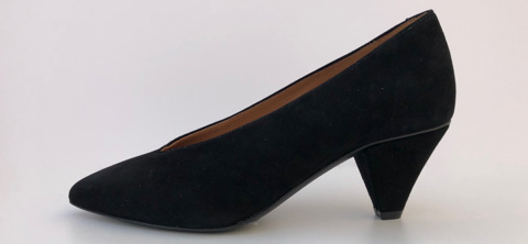 chaussure velours noir talon créateur